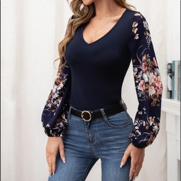 Boho Floral Print Fitted Top Long Sleeves - Picture 3 of 5